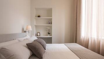 3 dormitorios, tabla de planchar con plancha, wifi gratis y ropa de cama