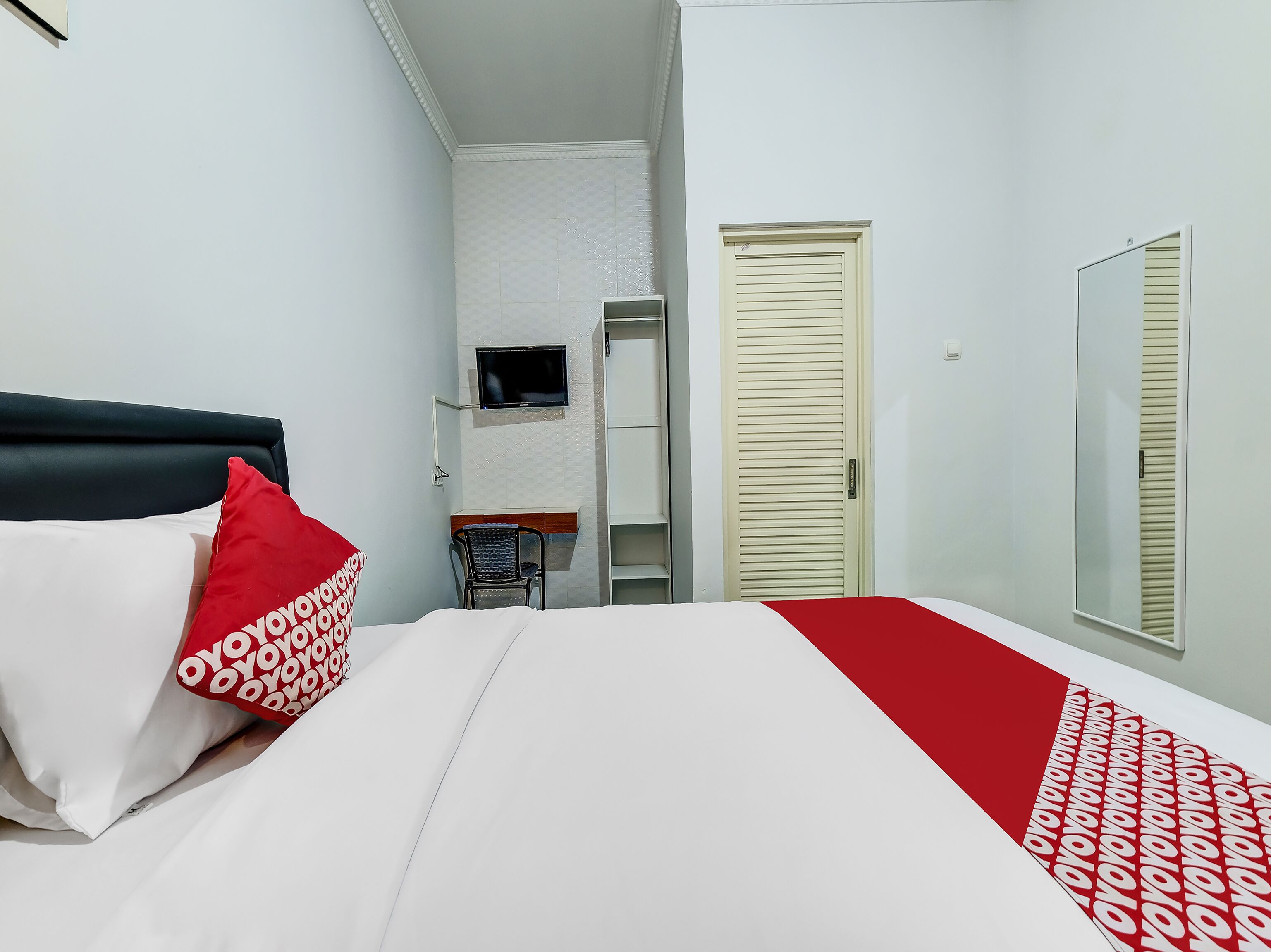 Super OYO Capital O 90983 Harmony Easy Stay