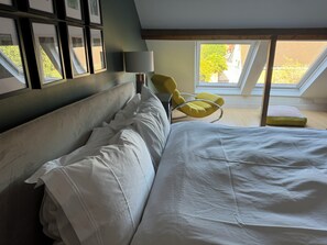 4 chambres, fer et planche à repasser, Wi-Fi gratuit, draps fournis
