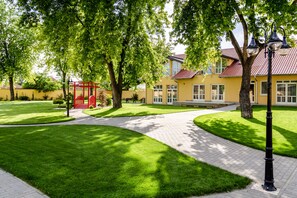 Garden - Budapest Airport Eprespark Hotel (Vecsés)