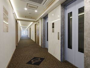 Lift - Toyoko Inn Chigasaki Shiyakusho (Chigasaki)