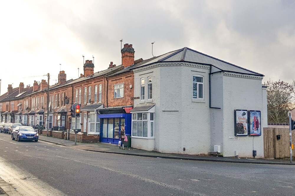 Kunda House Bearwood
