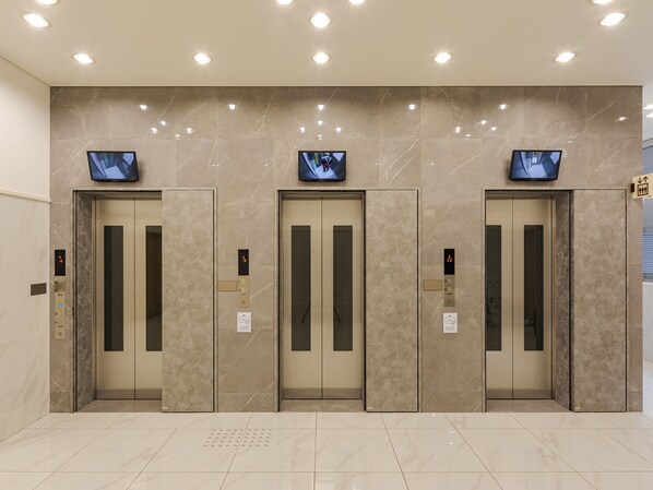 Elevator - Toyoko Inn Osaka Namba (Osaka)