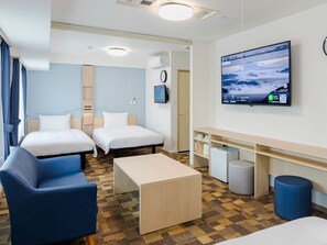 Free WiFi, bed sheets - Toyoko Inn Osaka Namba (Osaka)