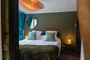 1 多间卧室、办公桌、旅行婴儿床、免费 WiFi