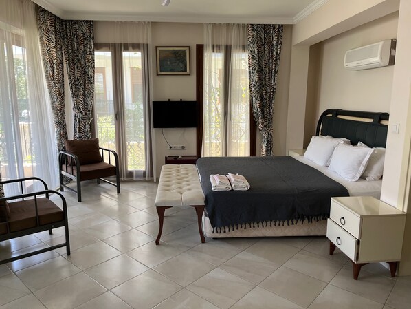 Standard Condo, 1 Bedroom, Garden View