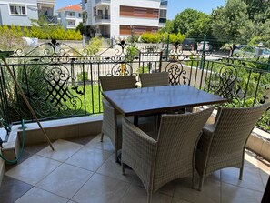Standard Condo, 1 Bedroom, Garden View | Terrace/patio