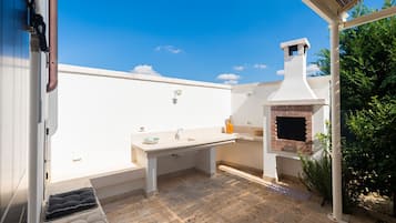 BBQ/picnic area