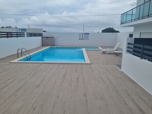 Pool - Baleal Luxury sea view apartment -5 min from the beach (Ferrel)