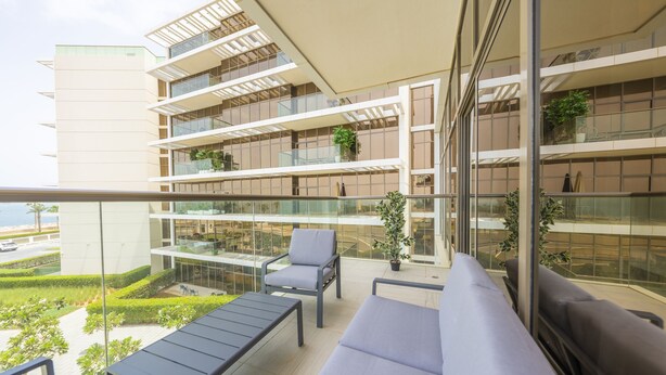 Unclassified image, 1 of 13, button - Cozy beachfront 1 bedroom apartment -Th8 (Dubai)