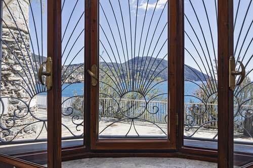 A Few Steps from the Sea by Wonderful Italy