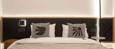 1 bedroom, iron/ironing board, Internet, bed sheets