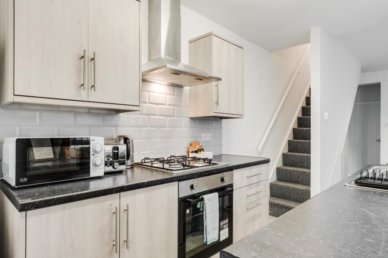 Nhà Tiêu chuẩn, phòng tắm riêng (3 Bedroom House) | Bếp chung