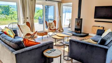 Cottage | Living area