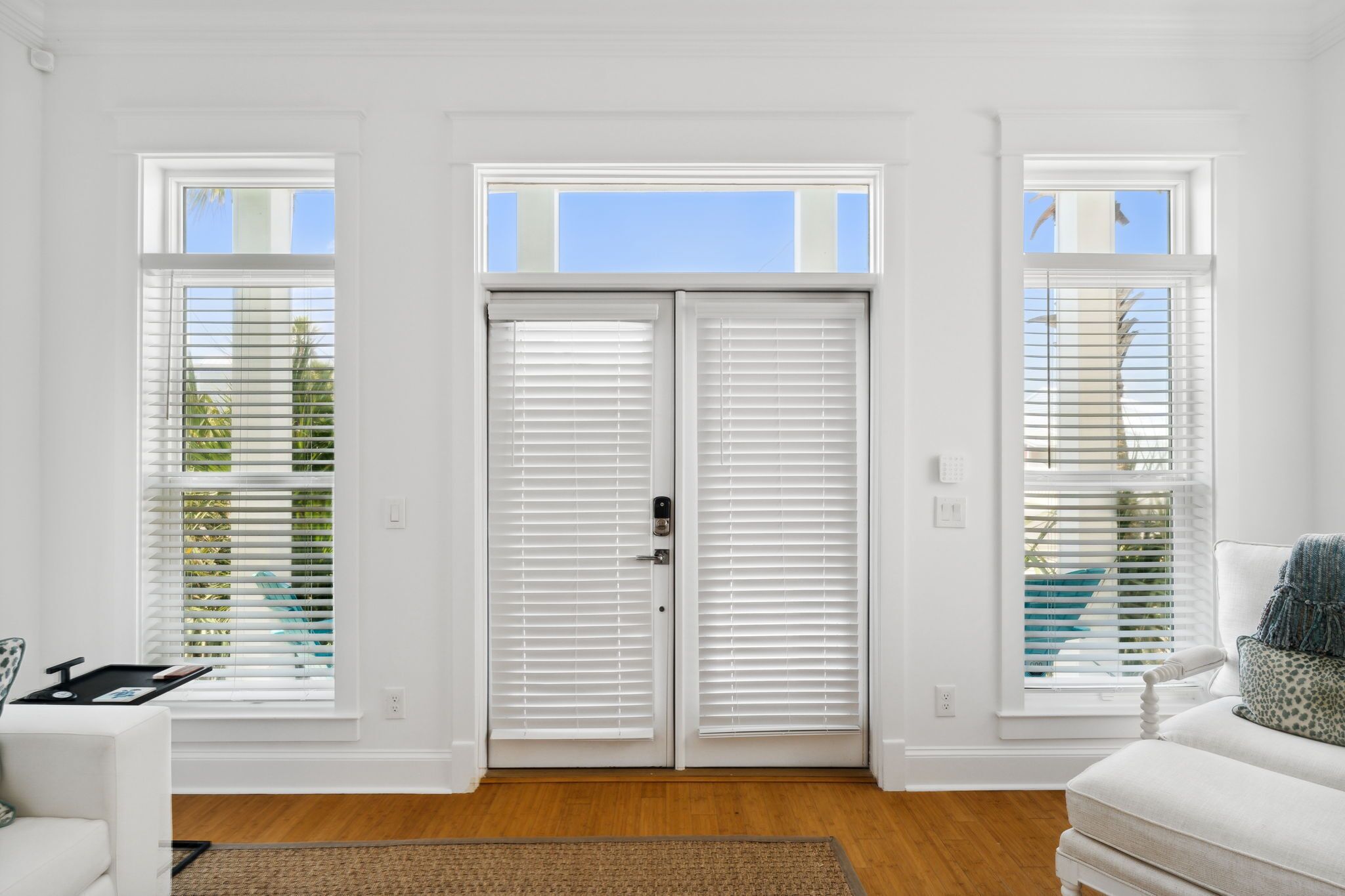 Escape to Paradise!! Stunning Pet Friendly home!