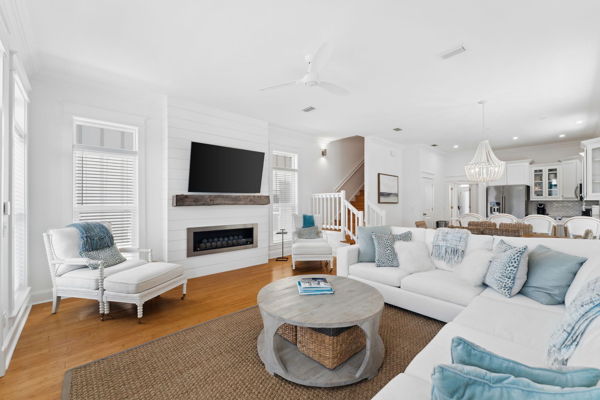 Escape to Paradise!! Stunning Pet Friendly home!