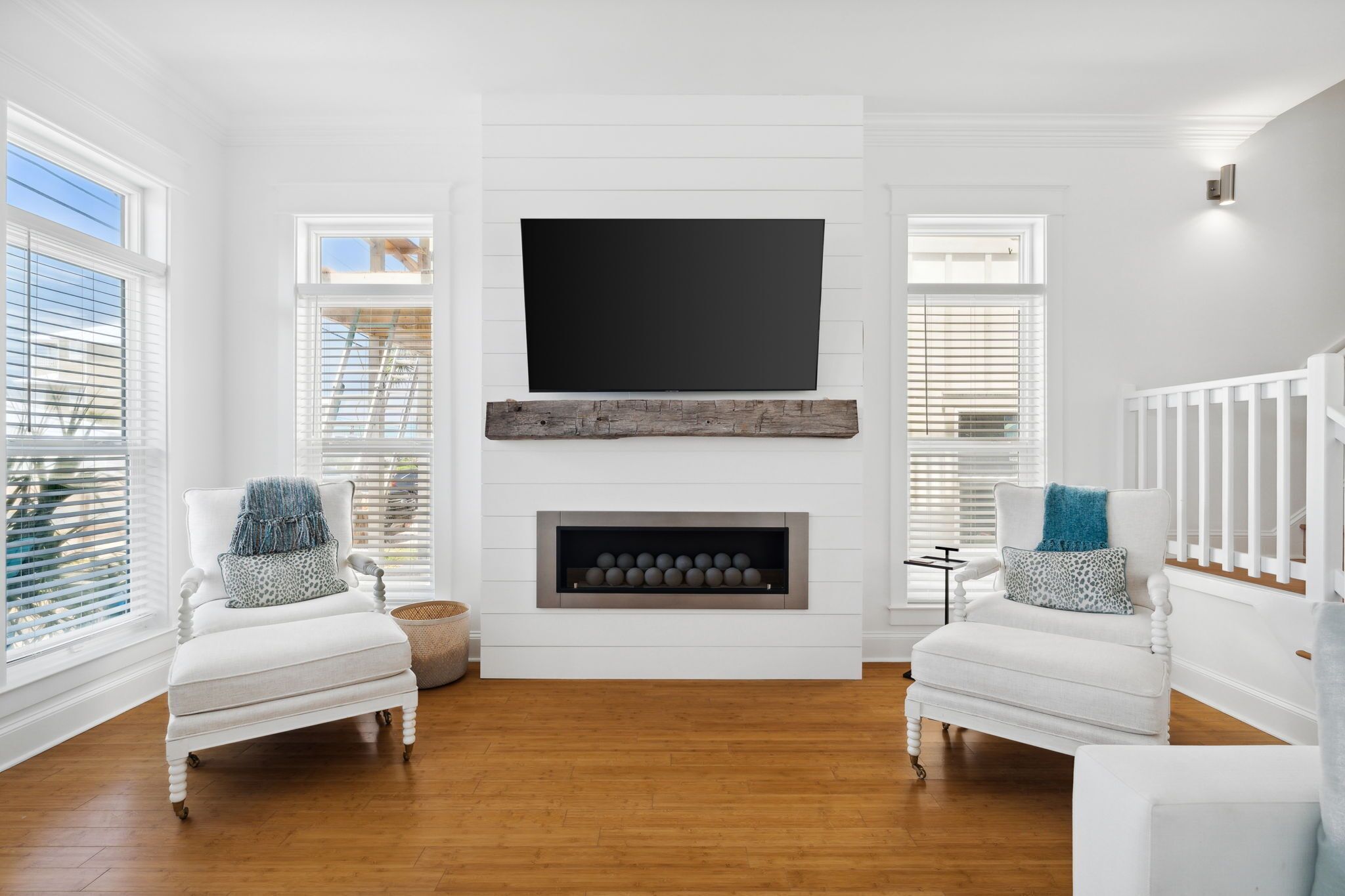 Escape to Paradise!! Stunning Pet Friendly home!