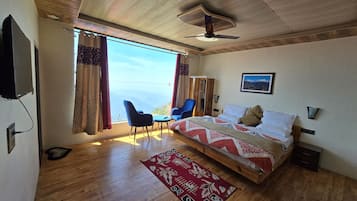 Premium Room | 1 bedroom, Egyptian cotton sheets, premium bedding, memory foam beds