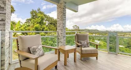 Charming house, stunning views in brilliant Barranquitas with AC, WiFi, Parking