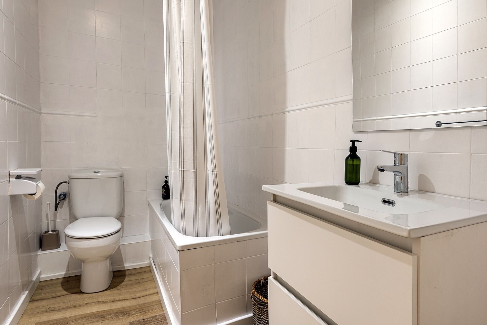 Familienapartment | Badezimmer | Haartrockner