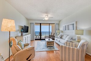 TV - Windward Pointe 704 by Liquid Life (Orange Beach)