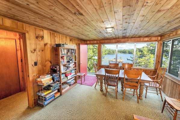Interior - Lake Winnipesaukee Waterfront Cottage in Moultonborough (Moultonborough)