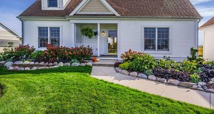 Escape To The Lake! Boat Launch Nearby and Close To All Northern Michigan Fun