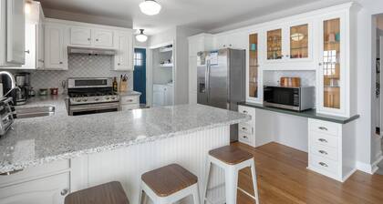 Escape To The Lake! Boat Launch Nearby and Close To All Northern Michigan Fun