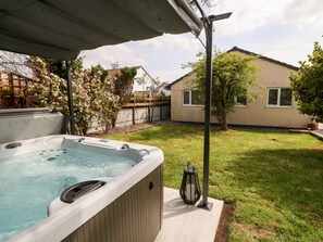 Baignoire à remous extérieure