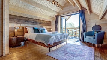 3 habitaciones, escritorio, tabla de planchar con plancha y wifi