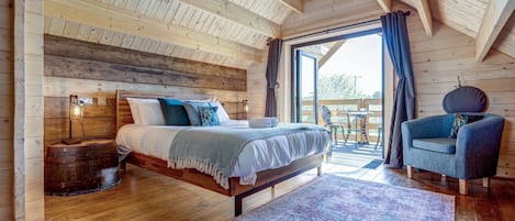 3 Schlafzimmer, Schreibtisch, Bügeleisen/Bügelbrett, WLAN