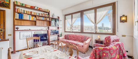 TV màn hình phẳng 21-inch có truyền hình cáp