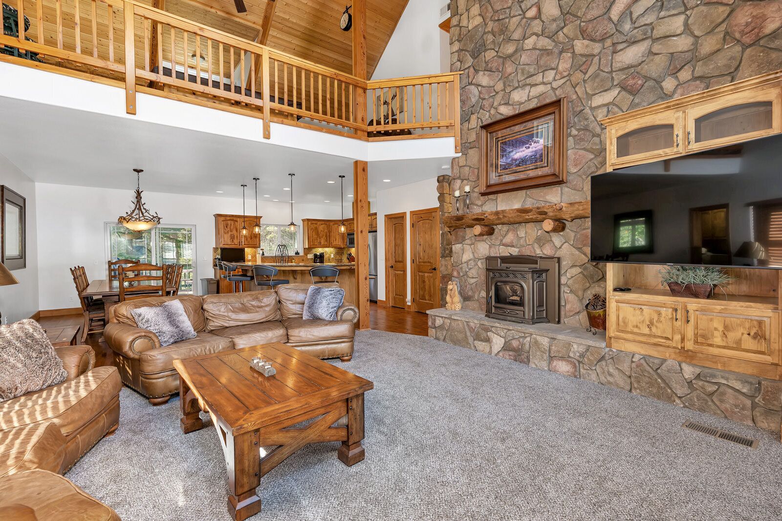 Timber Lodge | 5 Min to Shaver Lake!