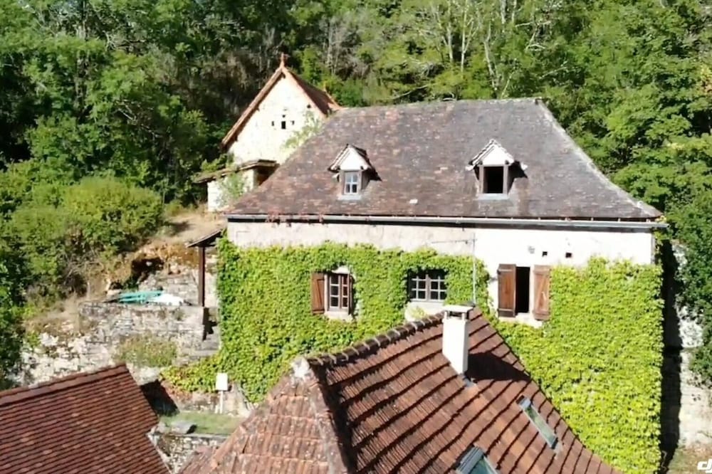 Pascaline Cottage