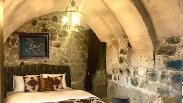 1 bedroom, down duvets, Select Comfort beds, individually decorated