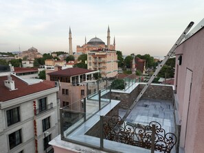 شرفة/رواق