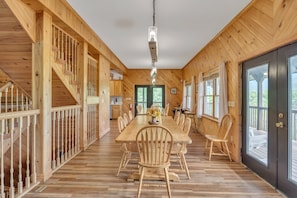 Cabin, Multiple Bedrooms | Dining