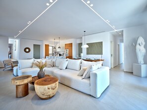 Smart TV - Villa Rojo with Private Pool (Santa Maria, Paros)