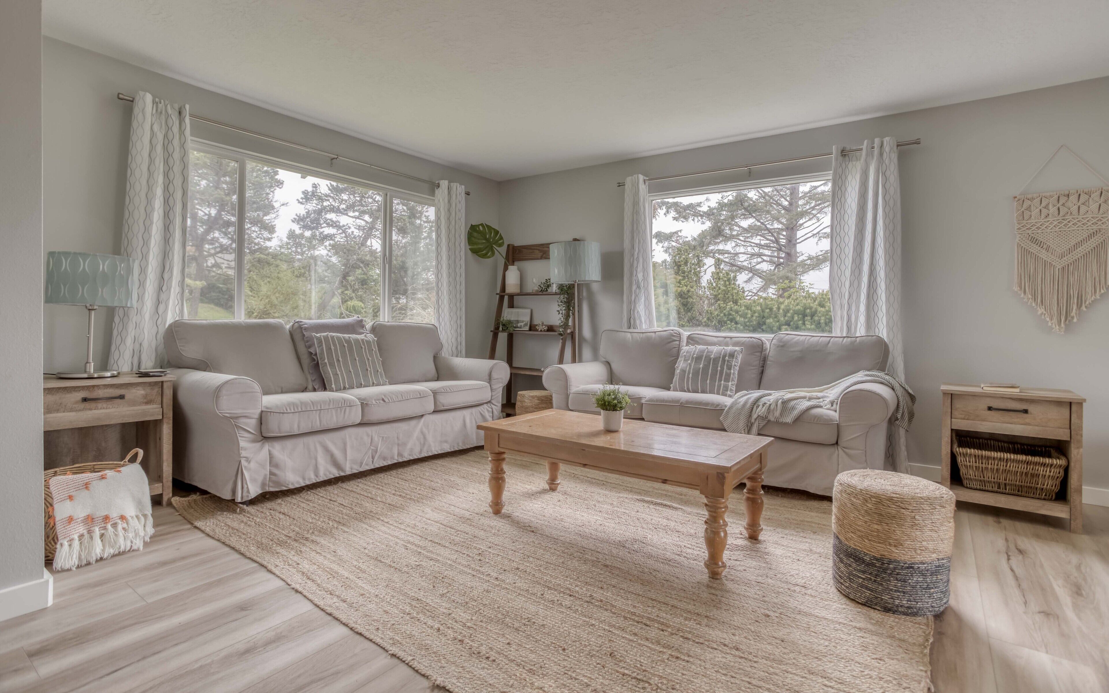 Quiet 3-Bedroom Ranch with King Suite Sits Near Pacific City’s Shopping, Dining!