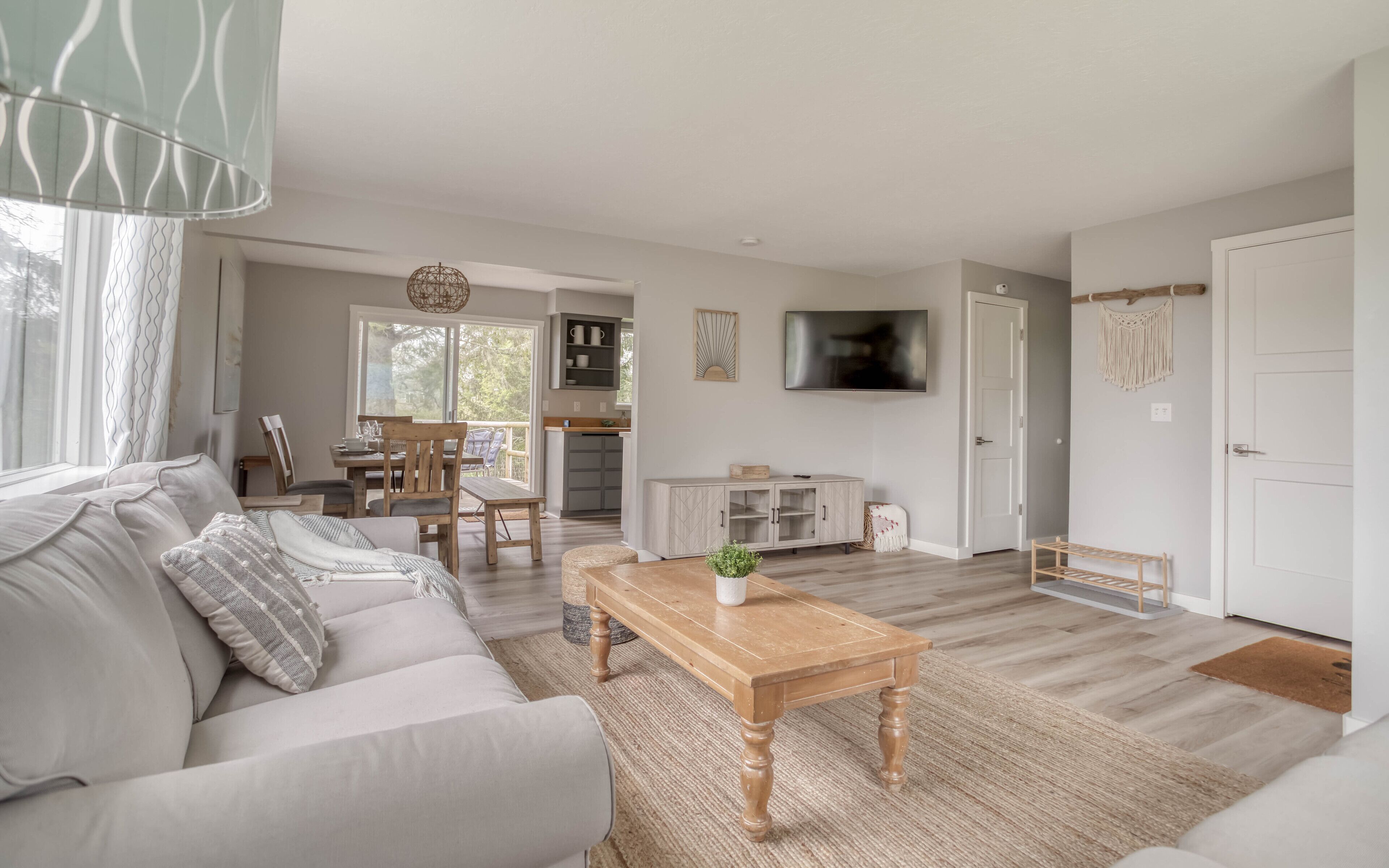 Quiet 3-Bedroom Ranch with King Suite Sits Near Pacific City’s Shopping, Dining!