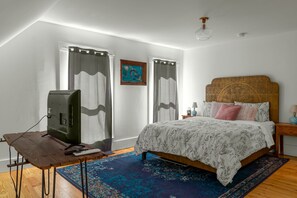 3 habitaciones, escritorio, tabla de planchar con plancha y wifi gratis 
