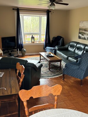 Smart TV, DVD player