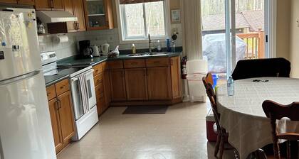 Welcome to Red door cottage! Sauble Beach!