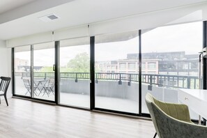 Interior - 2BR Executive Apartment by Envitae (Arlington)