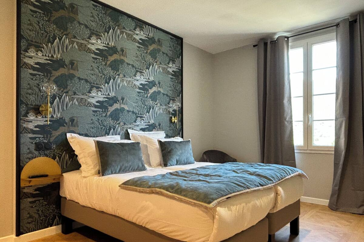 Comfort Twin kamer | Luxe beddengoed, een kluis op de kamer, geluiddichte muren, gratis wifi