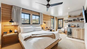 1 habitación, tabla de planchar con plancha, wifi y ropa de cama