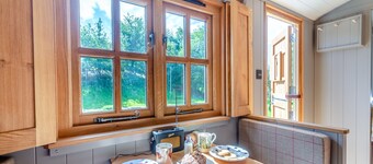 This shepherd’s hut with wood-fired fresh water hot tub is stunning.