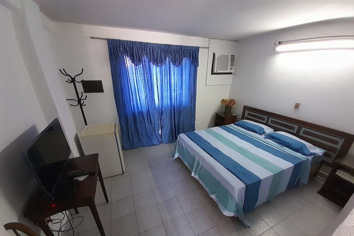 Basic Double Room | Free WiFi, bed sheets