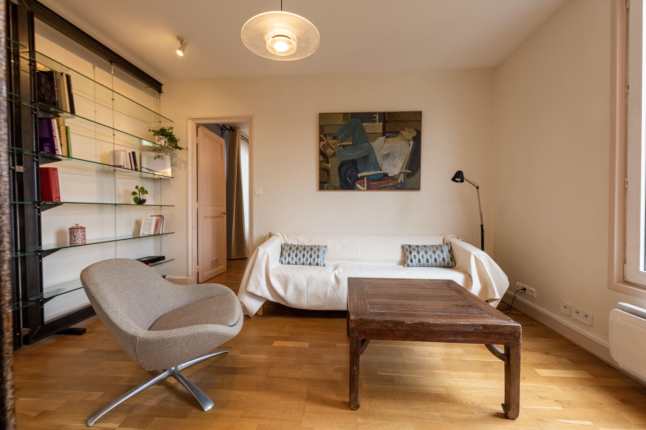 2Bdr, elegant apt with view on Eiffel tower, Montmartre