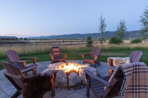 Property grounds - Upscale Cabin Retreat
6-bedroom, Gourmet Kitchen, King Suites, Teton Vistas (Victor)